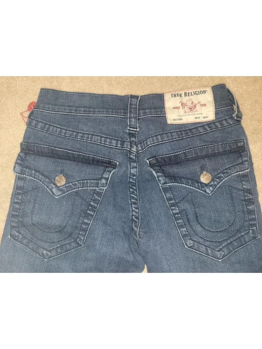 True Religion Ricky Relaxed Straight Fit Back Flap Pocket Jeans Shorts Size 30